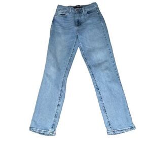 Women's Urban Outfitters BDG Girlfriend High Rise Light Wash Jeans